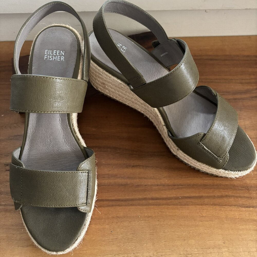 Eileen Fisher Winnie Olive Tumbled Leather Espadrille Wedge (like new, with box)